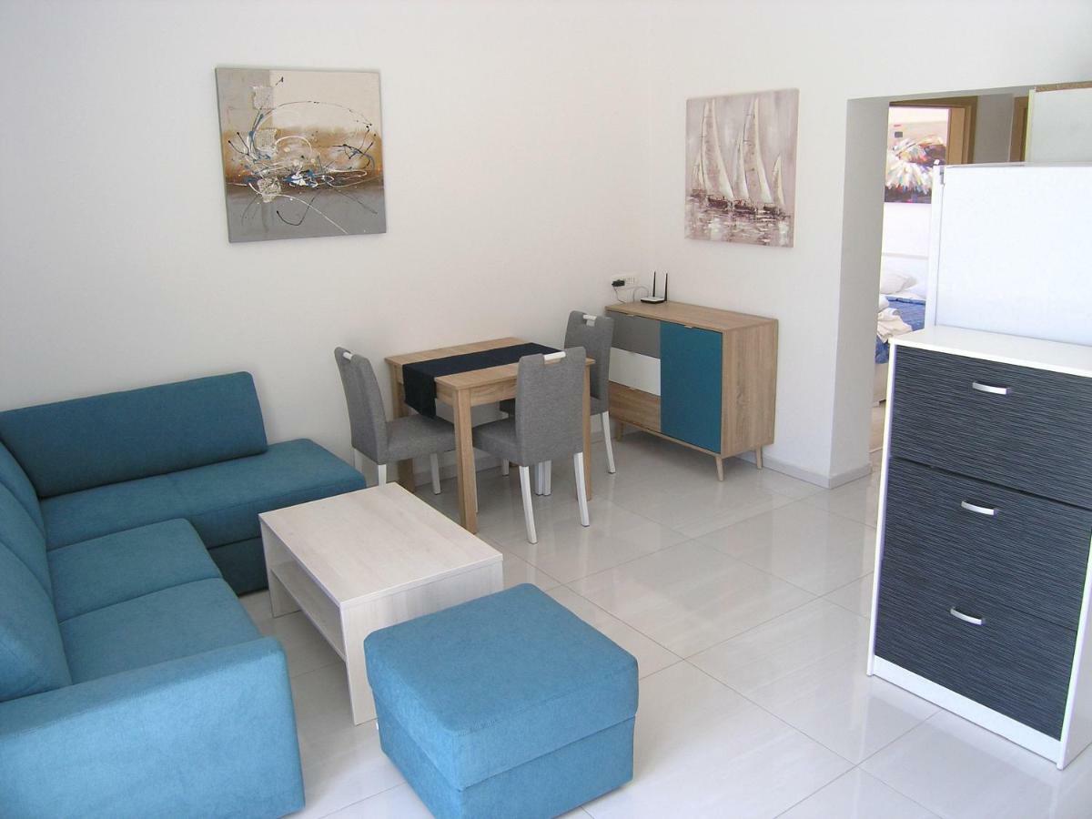 Apartments Sokolovic Krk Town Eksteriør billede